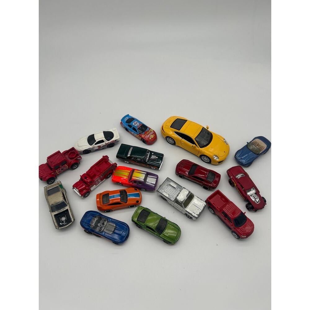 Lot of 16 Die Cast Cars Hot Wheels Matchbox Mattel Mixed Vehicles Toy Car Lot